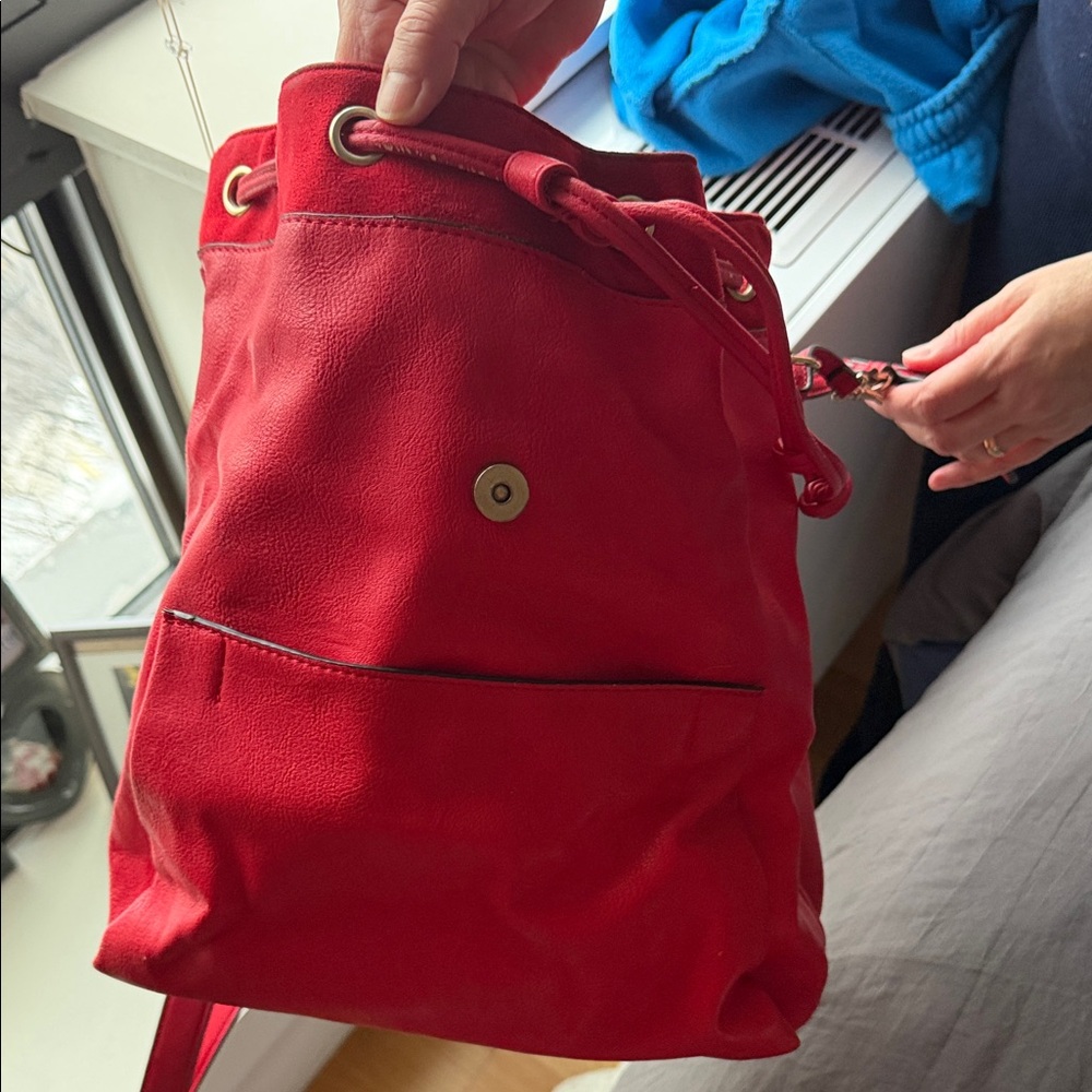 Elegant Red Shoulder Bag